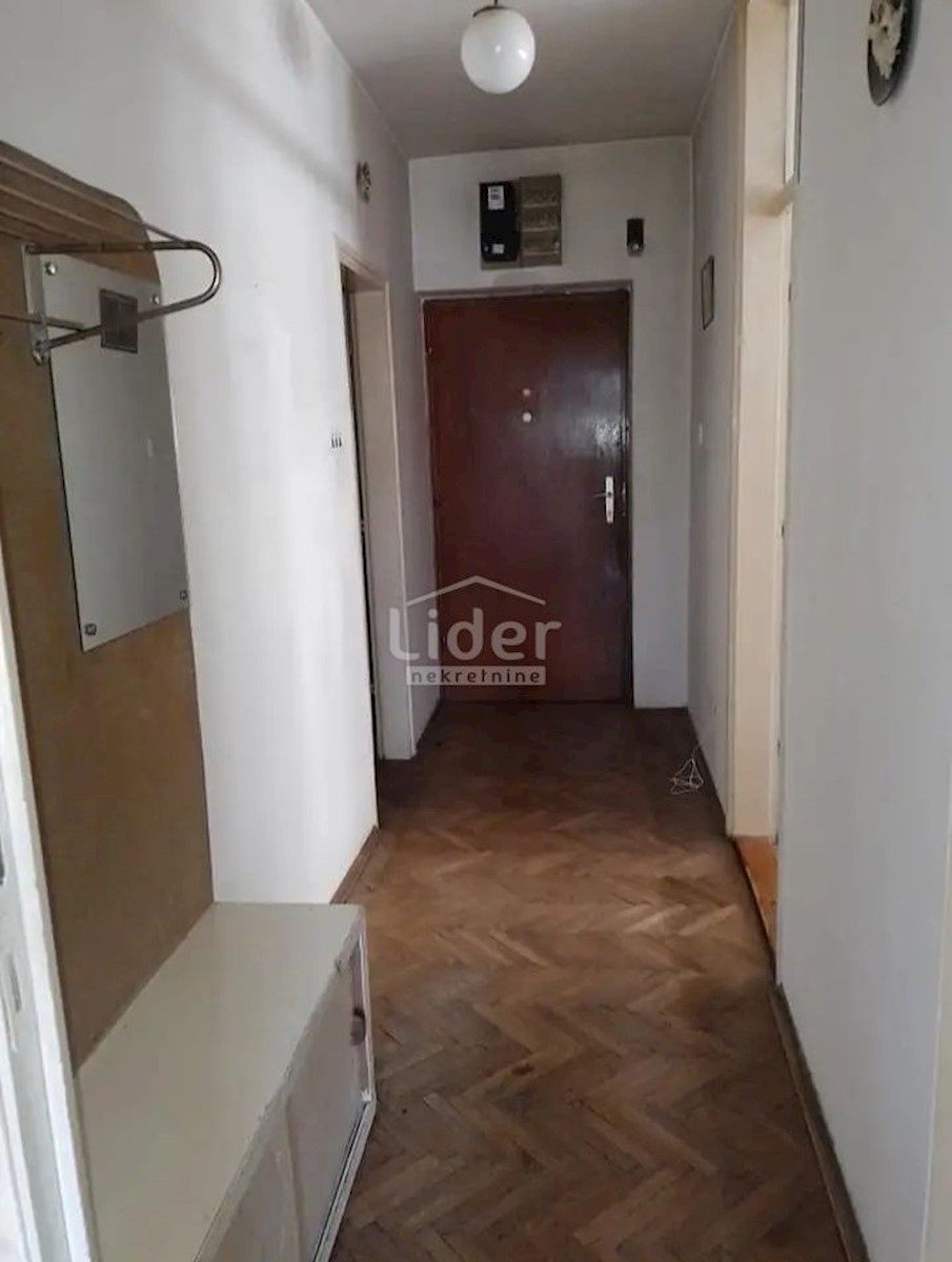 Apartment Zu verkaufen - PRIMORSKO-GORANSKA BROD MORAVICE