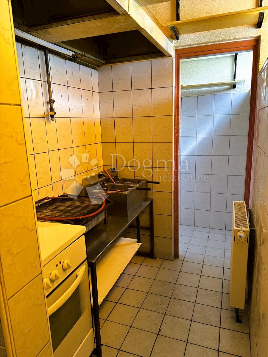 Poslovni prostori Na predaj - MEĐIMURSKA PRELOG