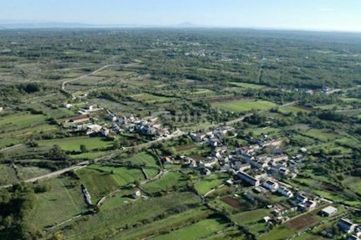 Pozemok na predaj 429 m² – Čabrunići