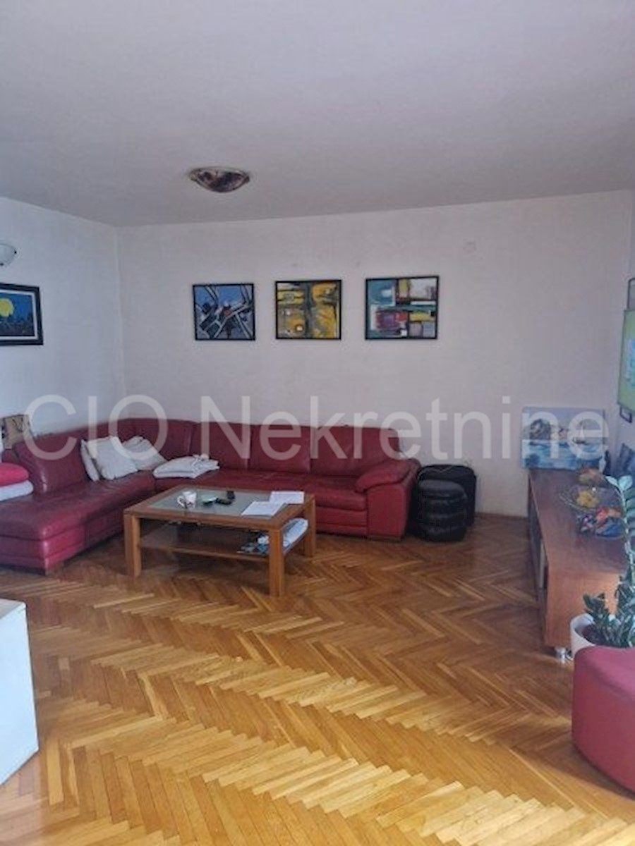 Apartmán Na predaj - SPLITSKO-DALMATINSKA SPLIT