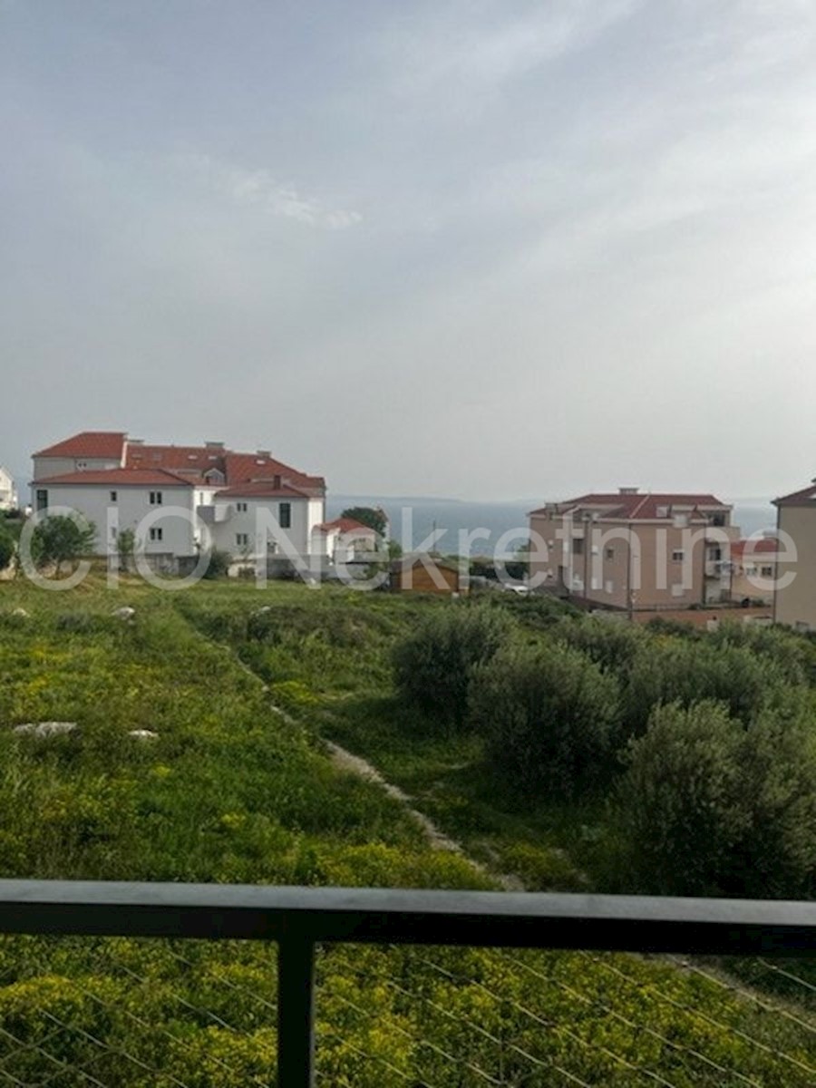 Flat For rent - SPLITSKO-DALMATINSKA SPLIT