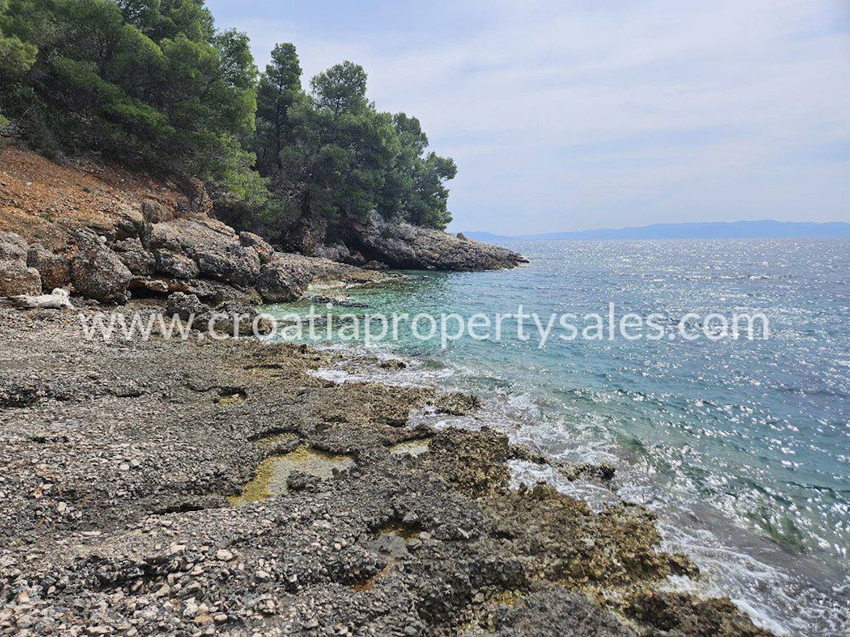 Land For sale - SPLITSKO-DALMATINSKA HVAR