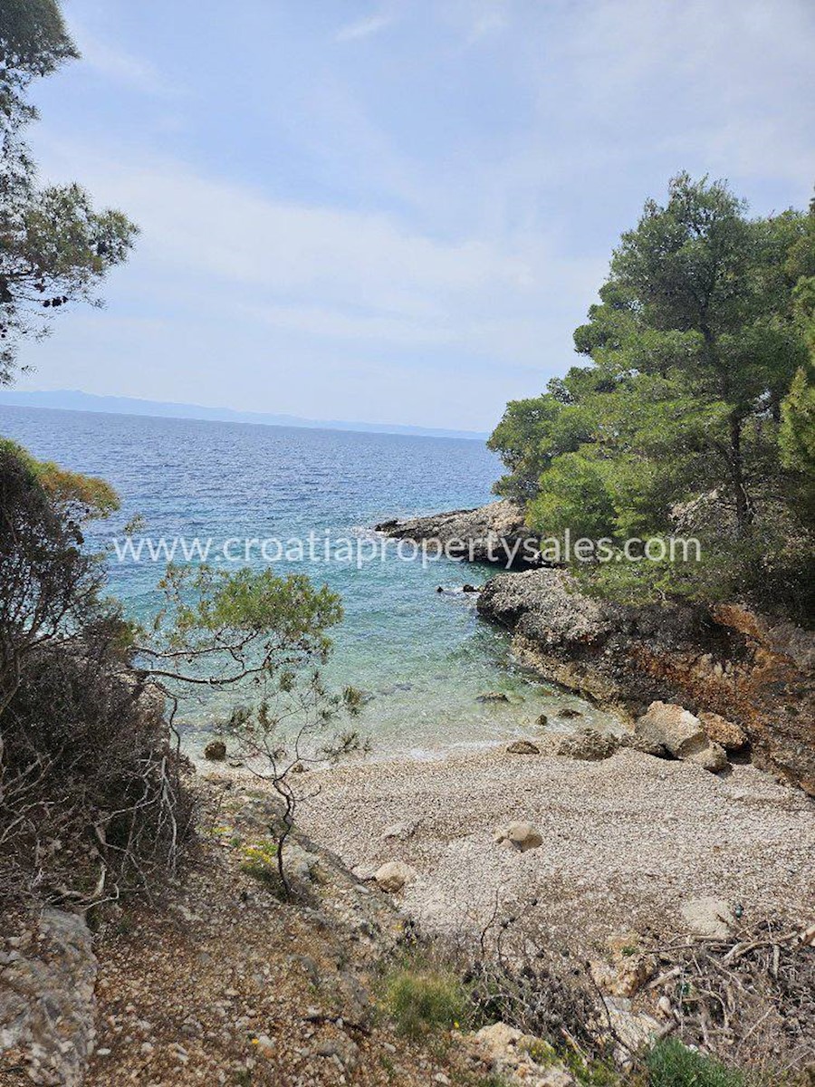 Land For sale - SPLITSKO-DALMATINSKA HVAR