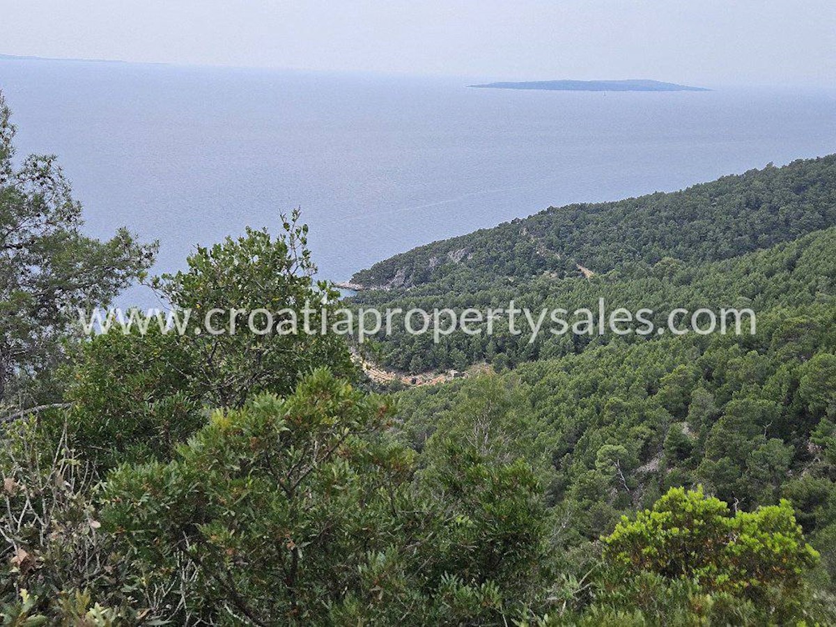 Land For sale - SPLITSKO-DALMATINSKA HVAR