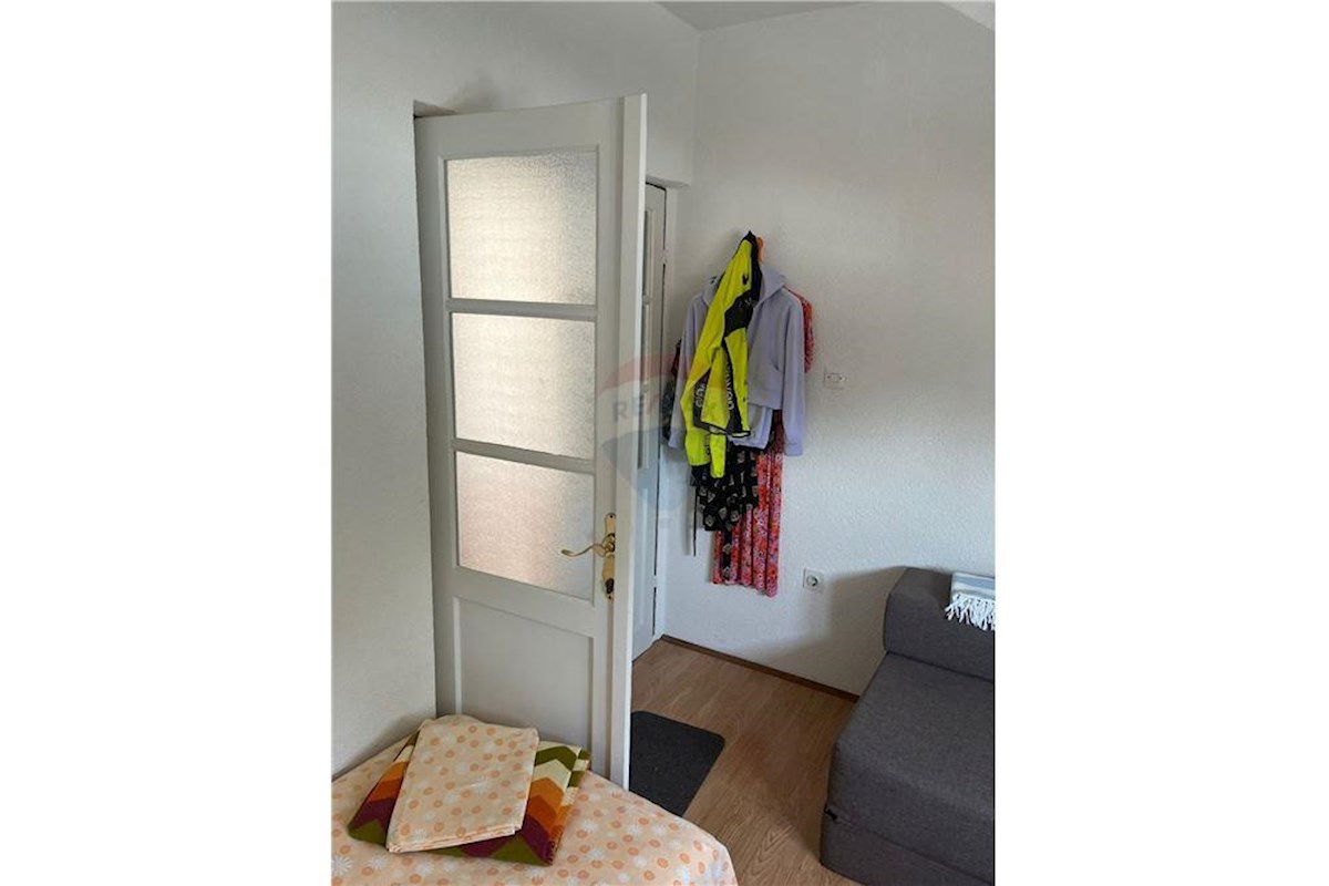 Apartment Zu verkaufen - ŠIBENSKO-KNINSKA ROGOZNICA