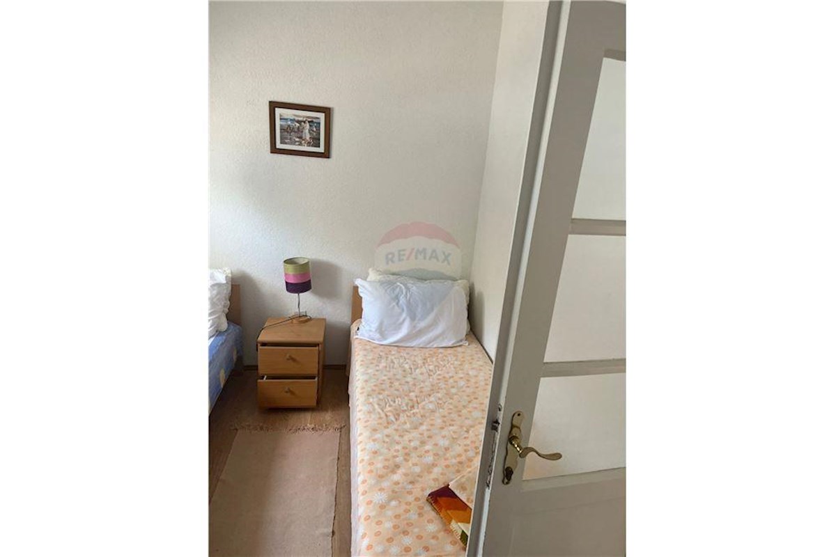 Apartment Zu verkaufen - ŠIBENSKO-KNINSKA ROGOZNICA