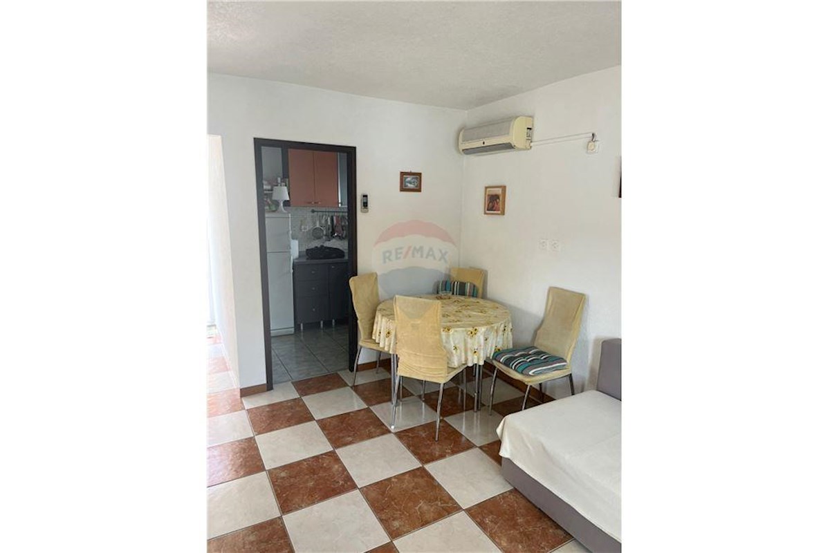 Apartment Zu verkaufen - ŠIBENSKO-KNINSKA ROGOZNICA