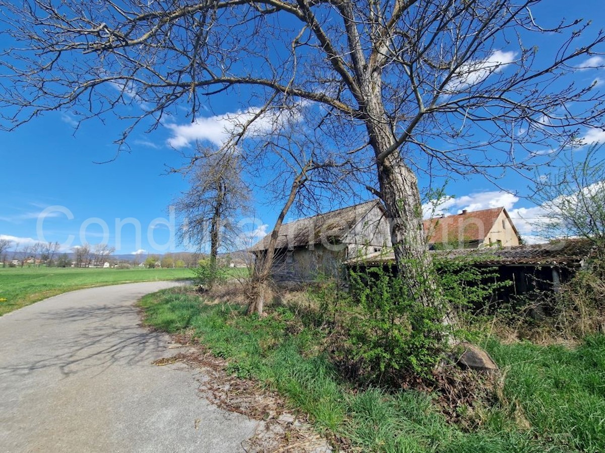 Terreno In vendita - LIČKO-SENJSKA OTOČAC