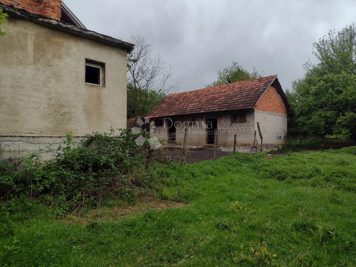 Dom Na predaj - SISAČKO-MOSLAVAČKA TOPUSKO