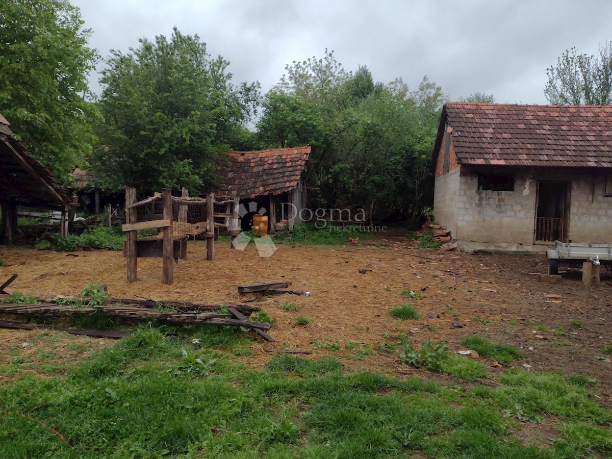Dom Na predaj - SISAČKO-MOSLAVAČKA TOPUSKO