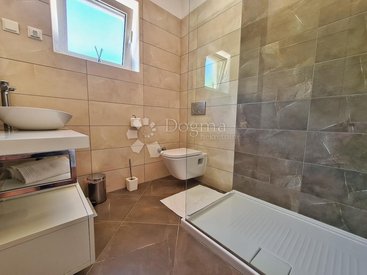 House For sale - ISTARSKA VIŠNJAN