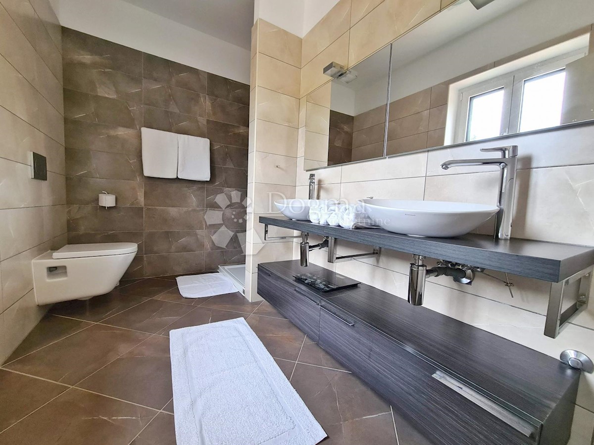 House For sale - ISTARSKA VIŠNJAN
