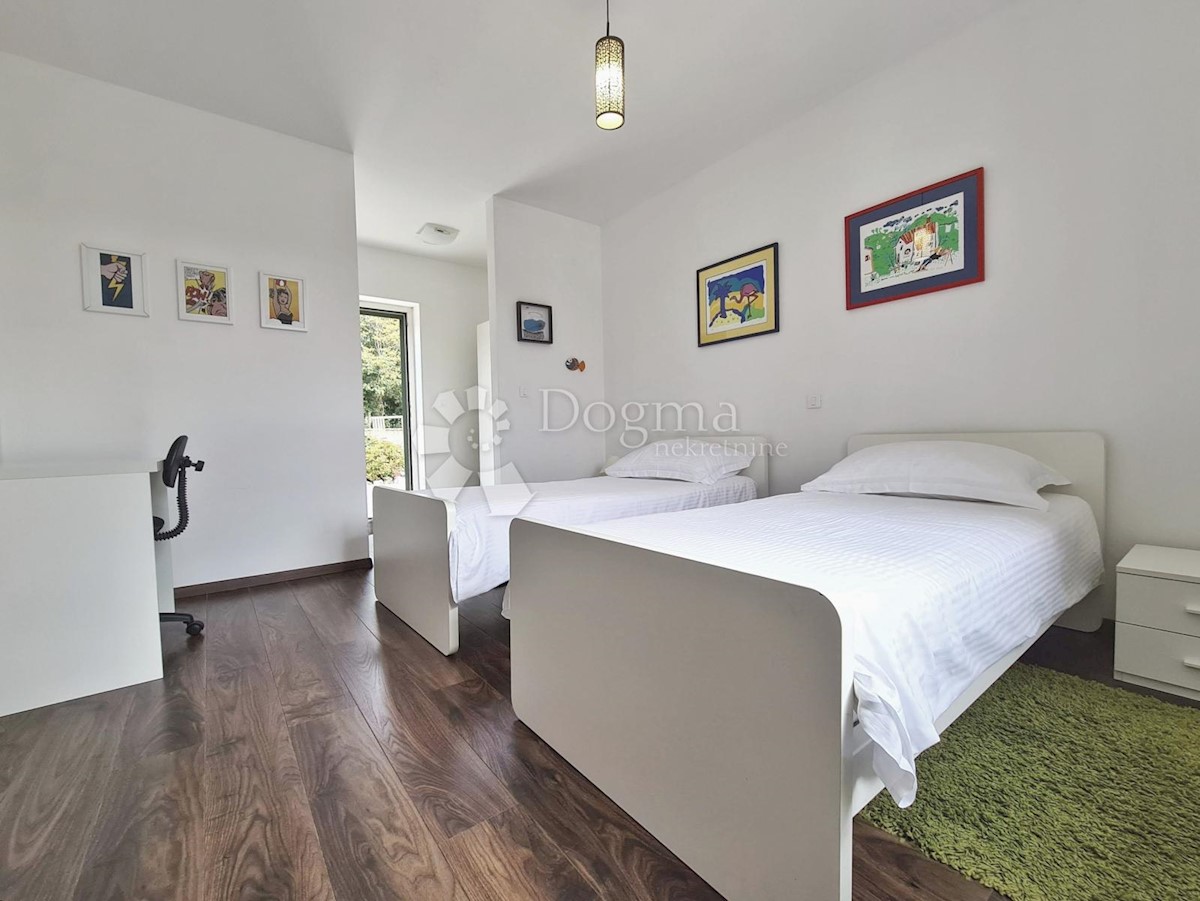 House For sale - ISTARSKA VIŠNJAN