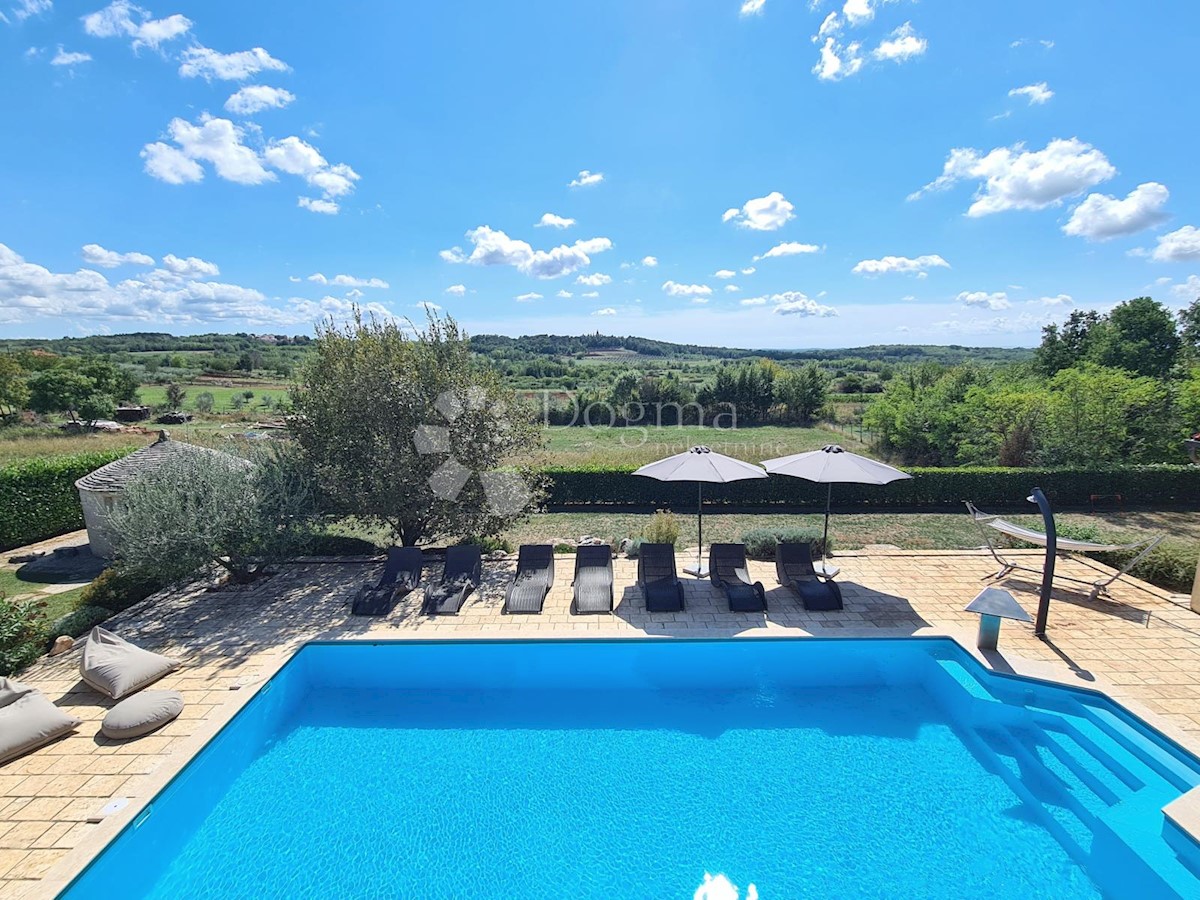 House For sale - ISTARSKA VIŠNJAN