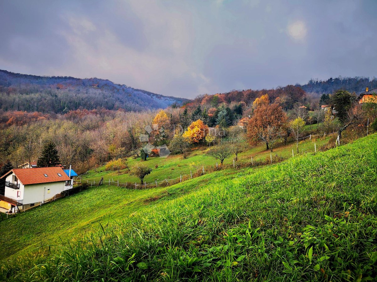 Land For sale - Grad Zagreb Zagreb - foto 1/2