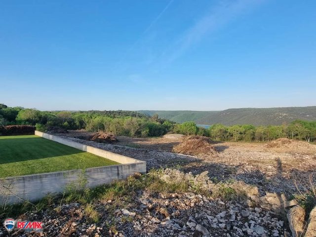 Grundstück zu verkaufen 1075 m² – Labin