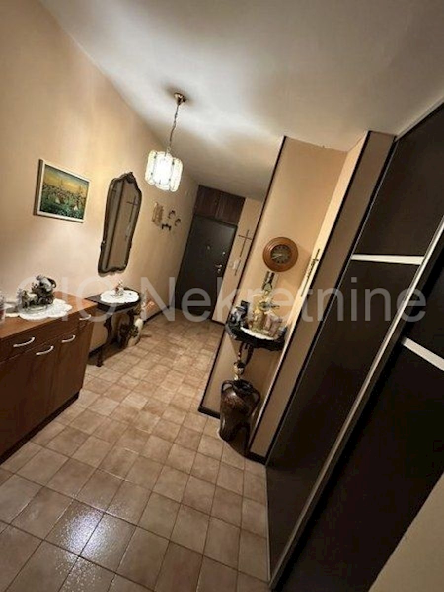 Apartmán Na predaj - SPLITSKO-DALMATINSKA SPLIT