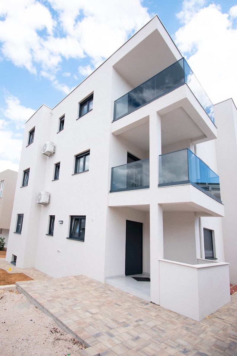 Apartma Na predaj - ŠIBENSKO-KNINSKA VODICE