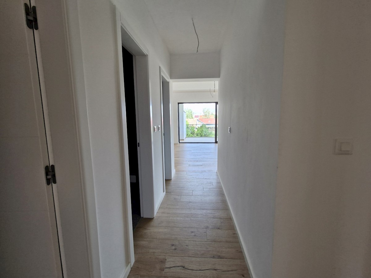 Apartma Na predaj - OSJEČKO-BARANJSKA OSIJEK