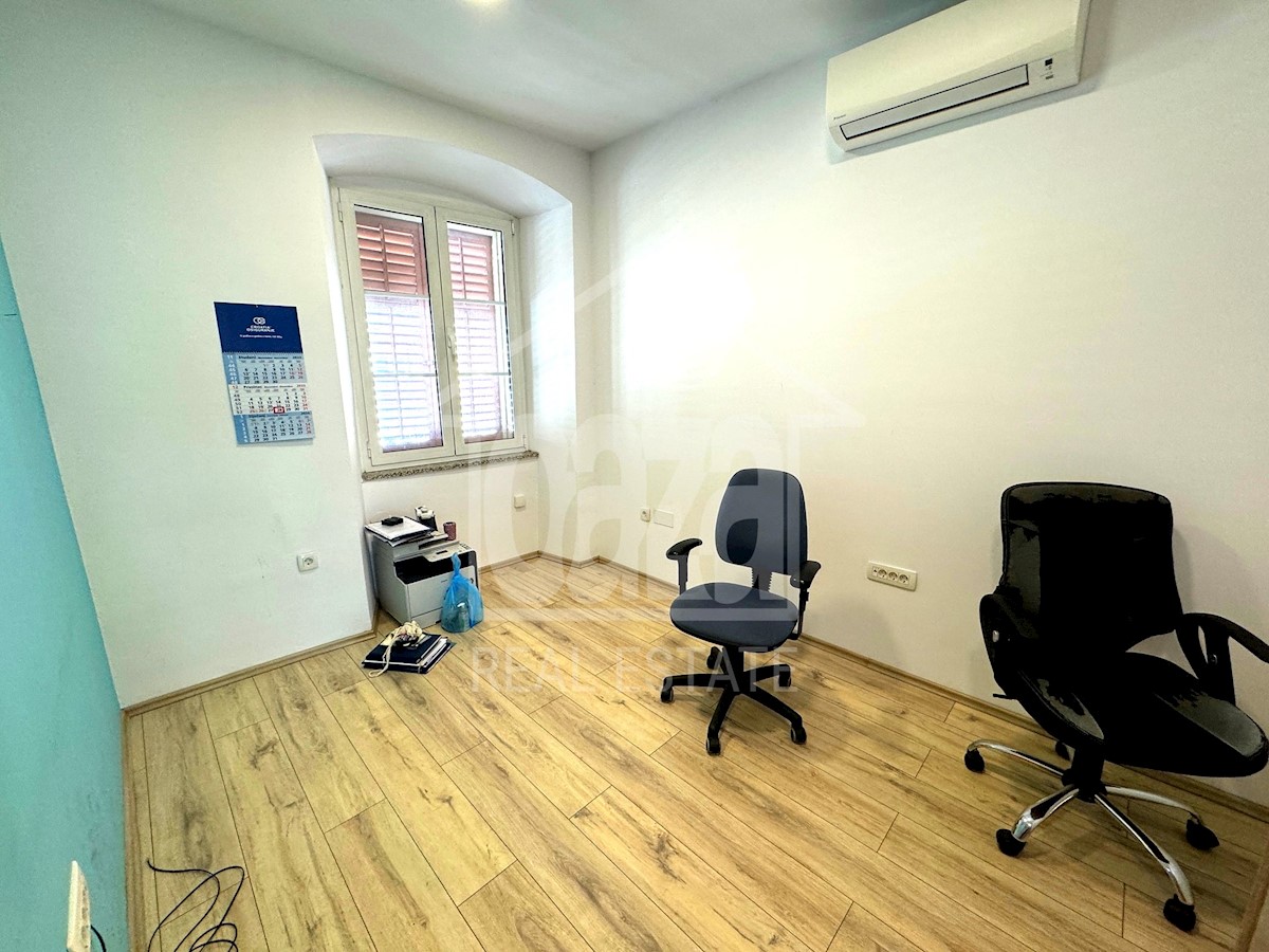 Flat For sale - PRIMORSKO-GORANSKA RIJEKA