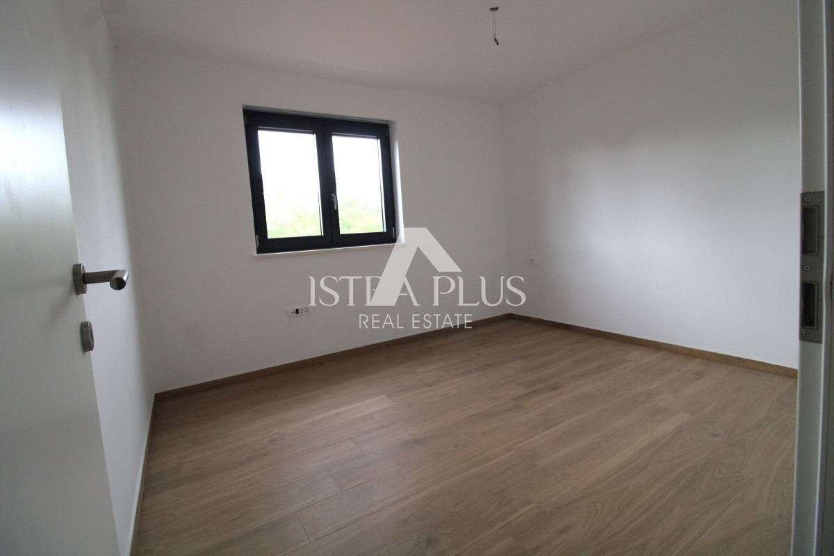 Apartmán Na predaj - ISTARSKA POREČ