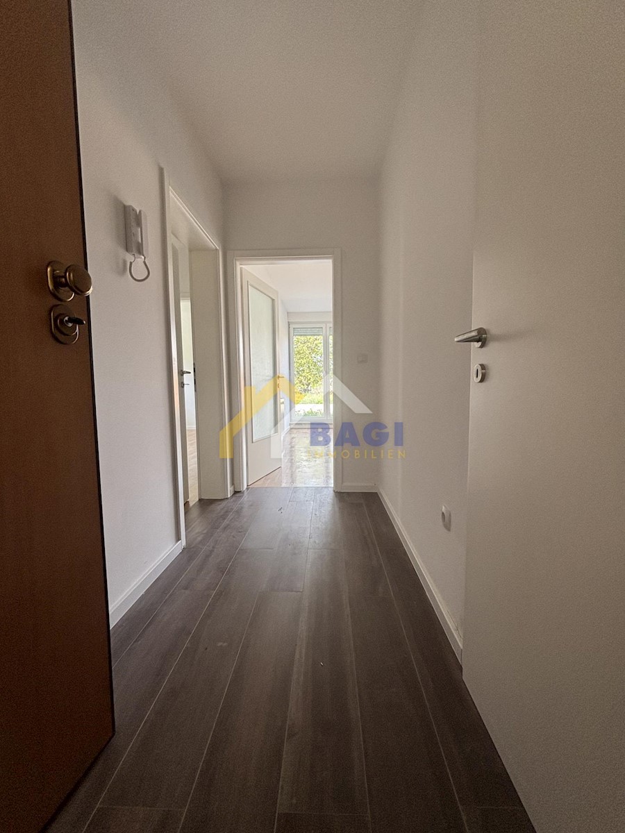 Flat For rent - ZAGREBAČKA VELIKA GORICA