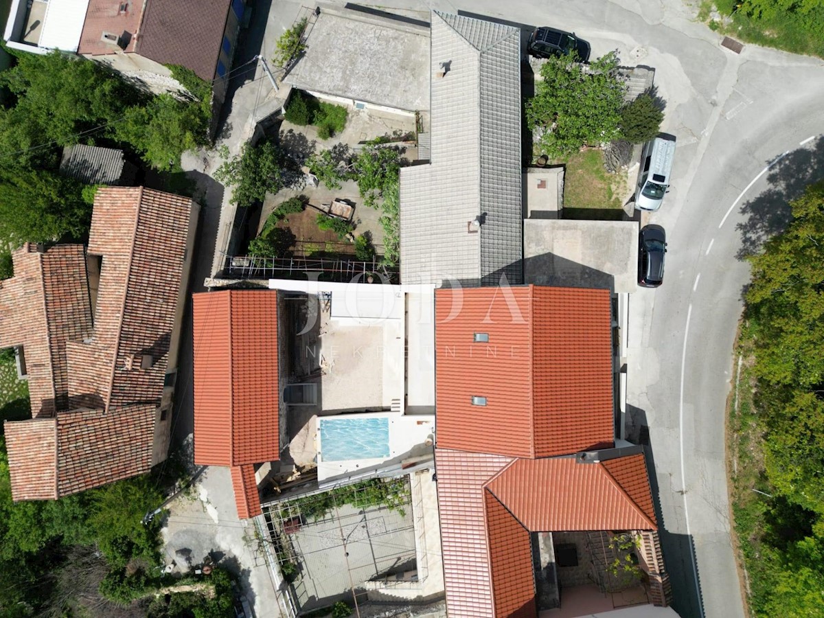 Haus Zu verkaufen - PRIMORSKO-GORANSKA VINODOLSKA OPĆINA