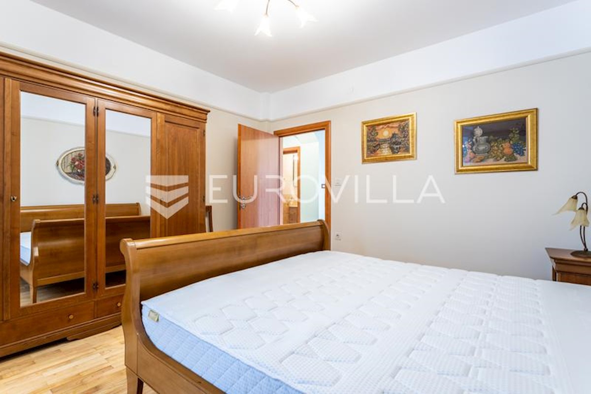 Flat For rent - SPLITSKO-DALMATINSKA SPLIT