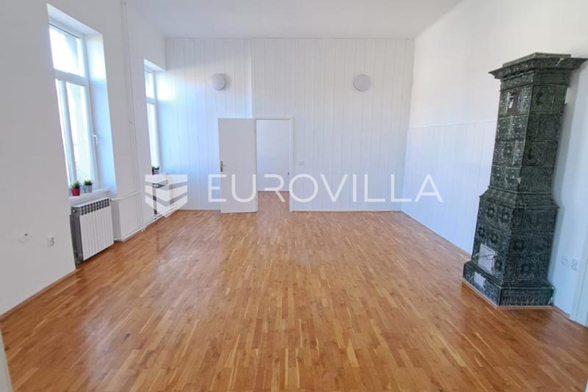 Appartement À louer - OSJEČKO-BARANJSKA OSIJEK