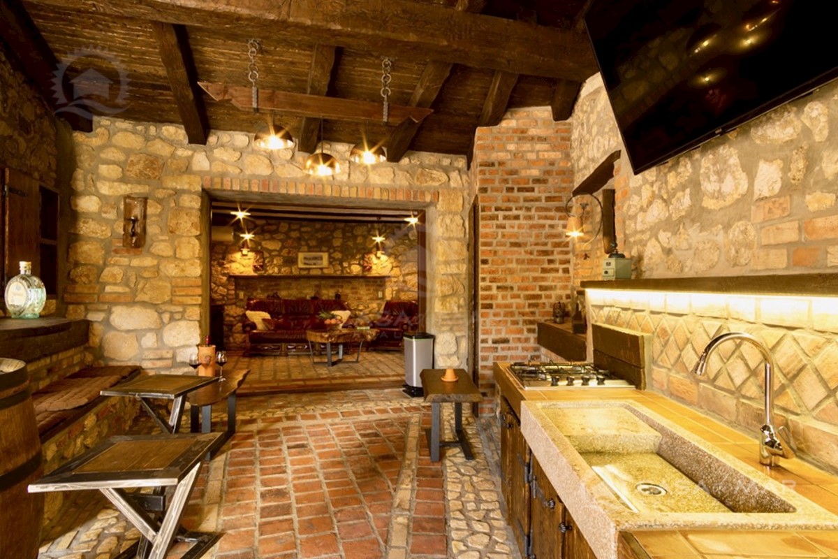 Dom Na sprzedaż - Primorsko-goranska Crikvenica