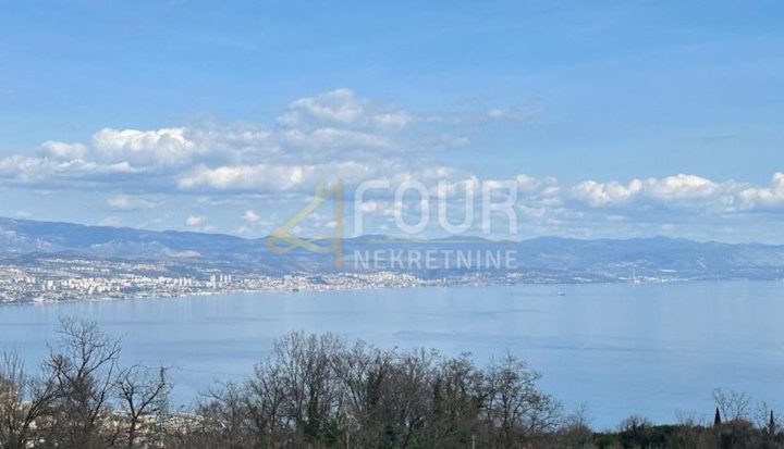 Terreno in vendita 567 m² – Oprič