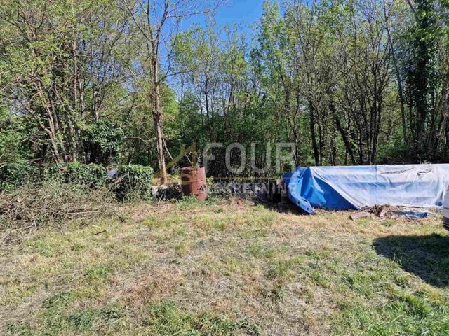 Pozemok na predaj 1583 m² – Mali Brgud