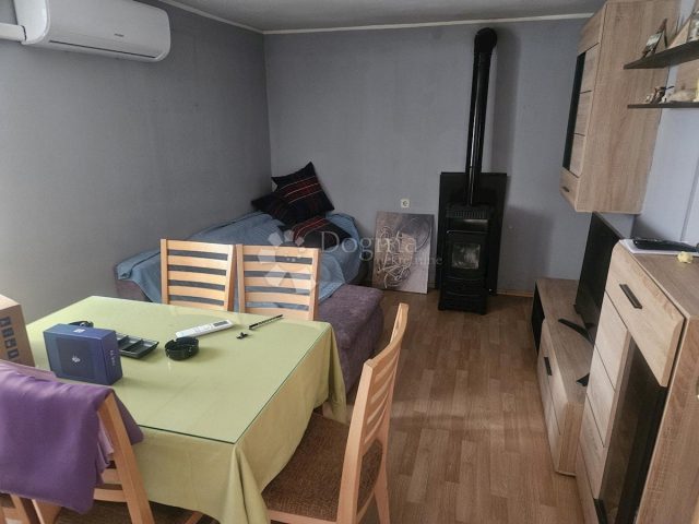 Kuća za najam 80 m² – Dražice