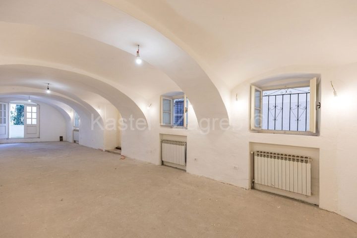Poslovni prostor za najam 140 m² – Gornji Grad