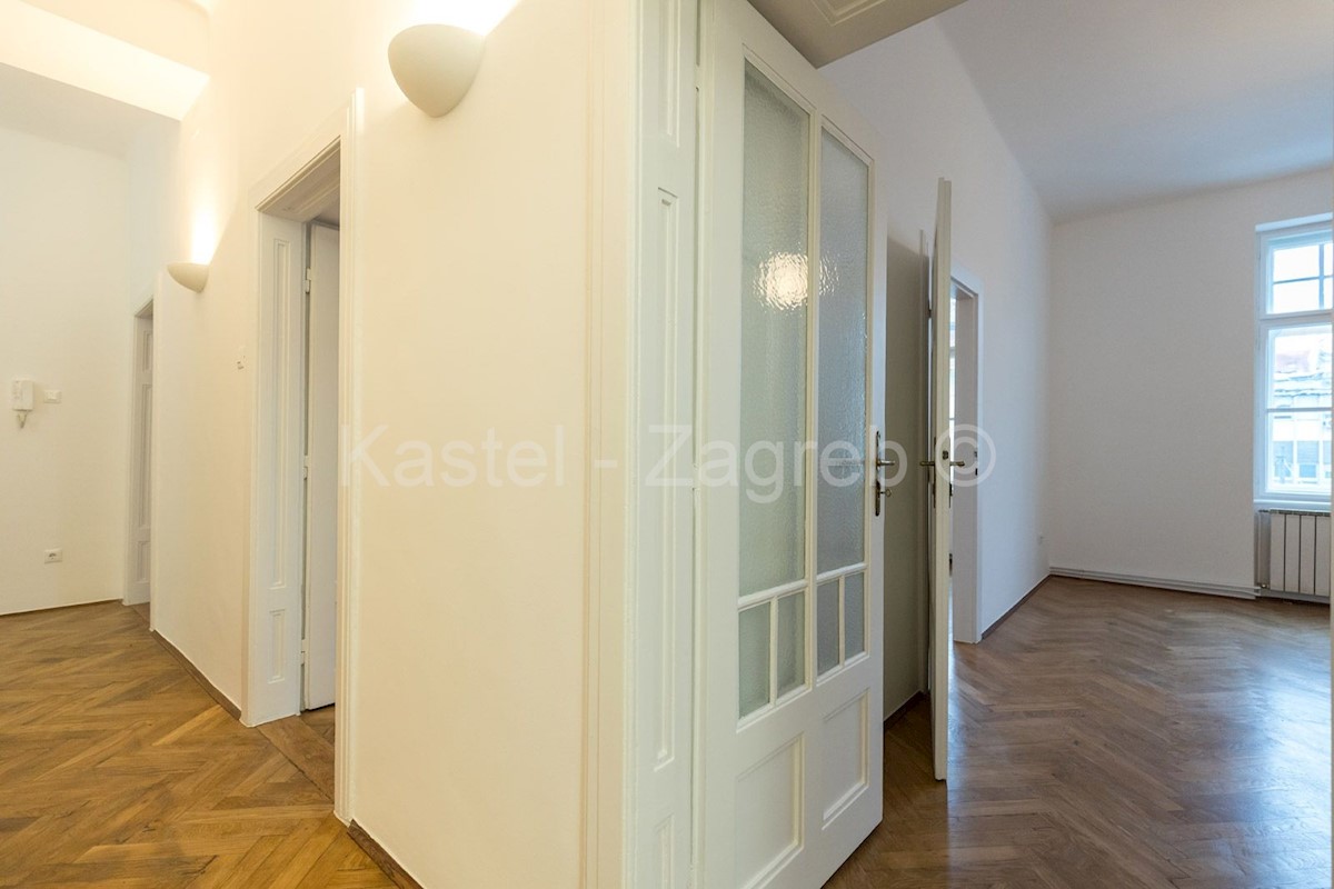 Appartement À louer - GRAD ZAGREB ZAGREB