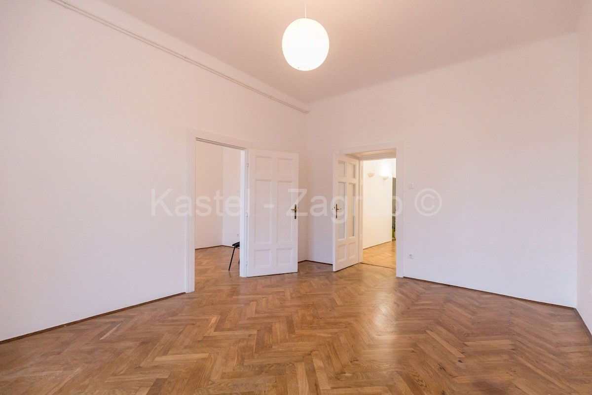 Appartement À louer - GRAD ZAGREB ZAGREB