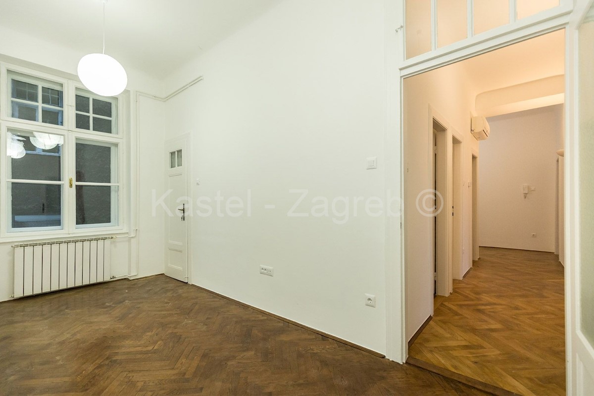 Appartement À louer - GRAD ZAGREB ZAGREB