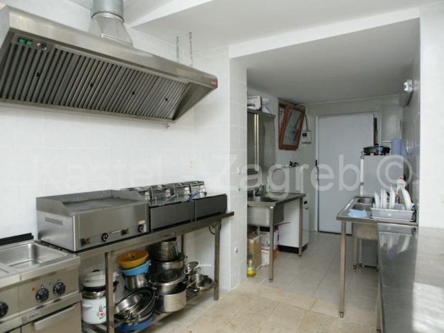 Casa In vendita - Splitsko-dalmatinska Brač - foto 3/3