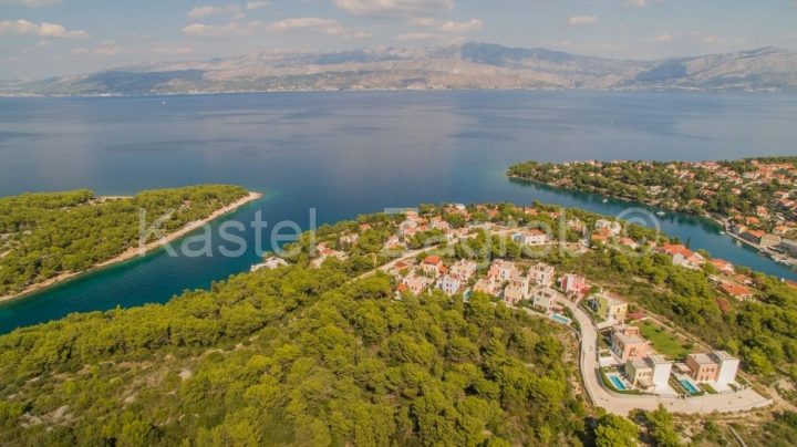 Kuća Na prodaju - Splitsko-dalmatinska Supetar - foto 2/10