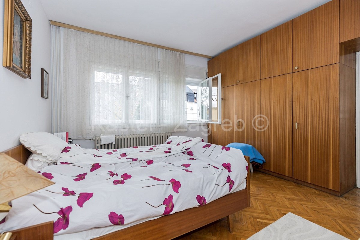 Maison À vendre - GRAD ZAGREB ZAGREB