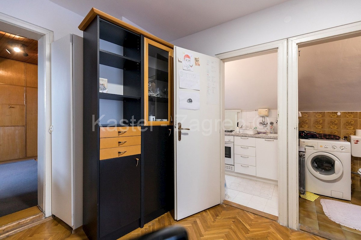 Maison À vendre - GRAD ZAGREB ZAGREB