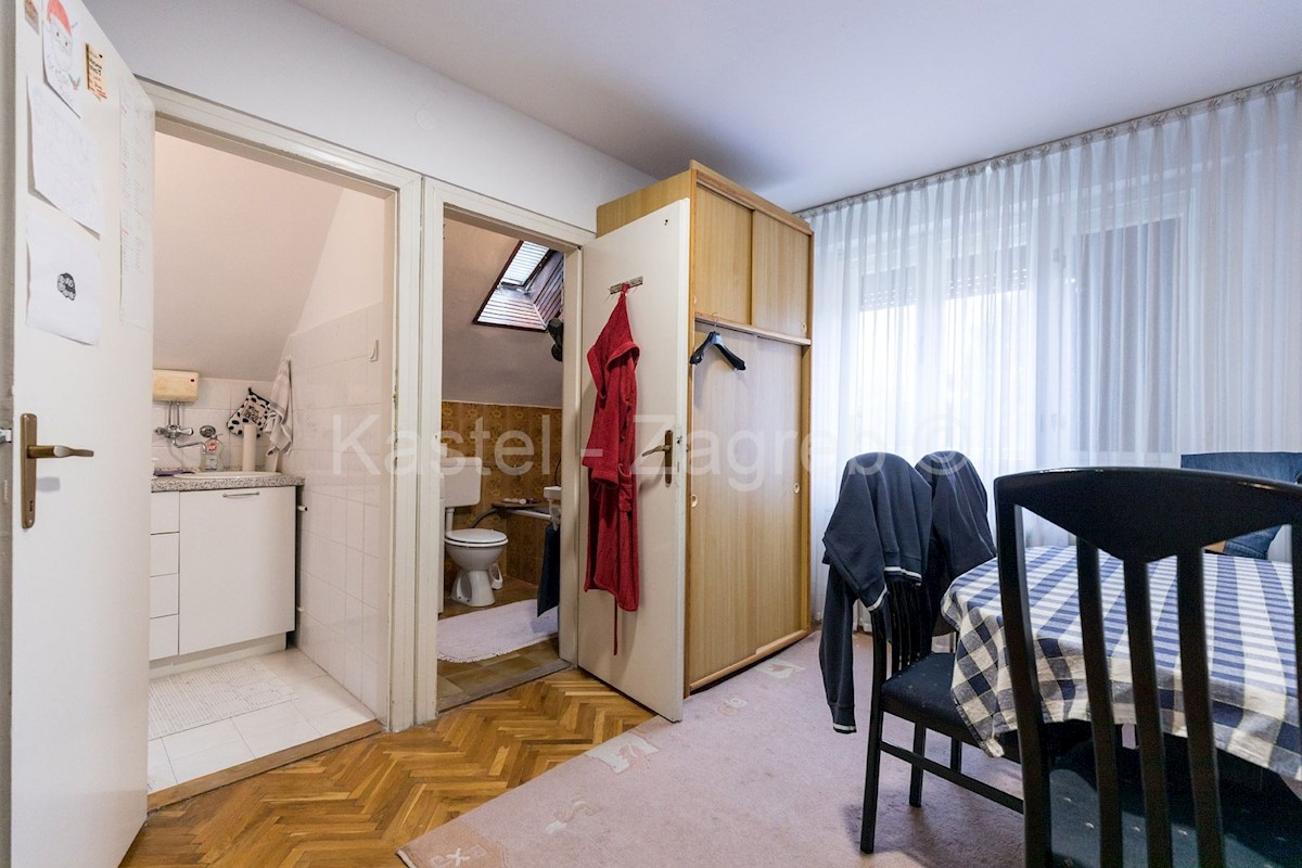 Maison À vendre - GRAD ZAGREB ZAGREB