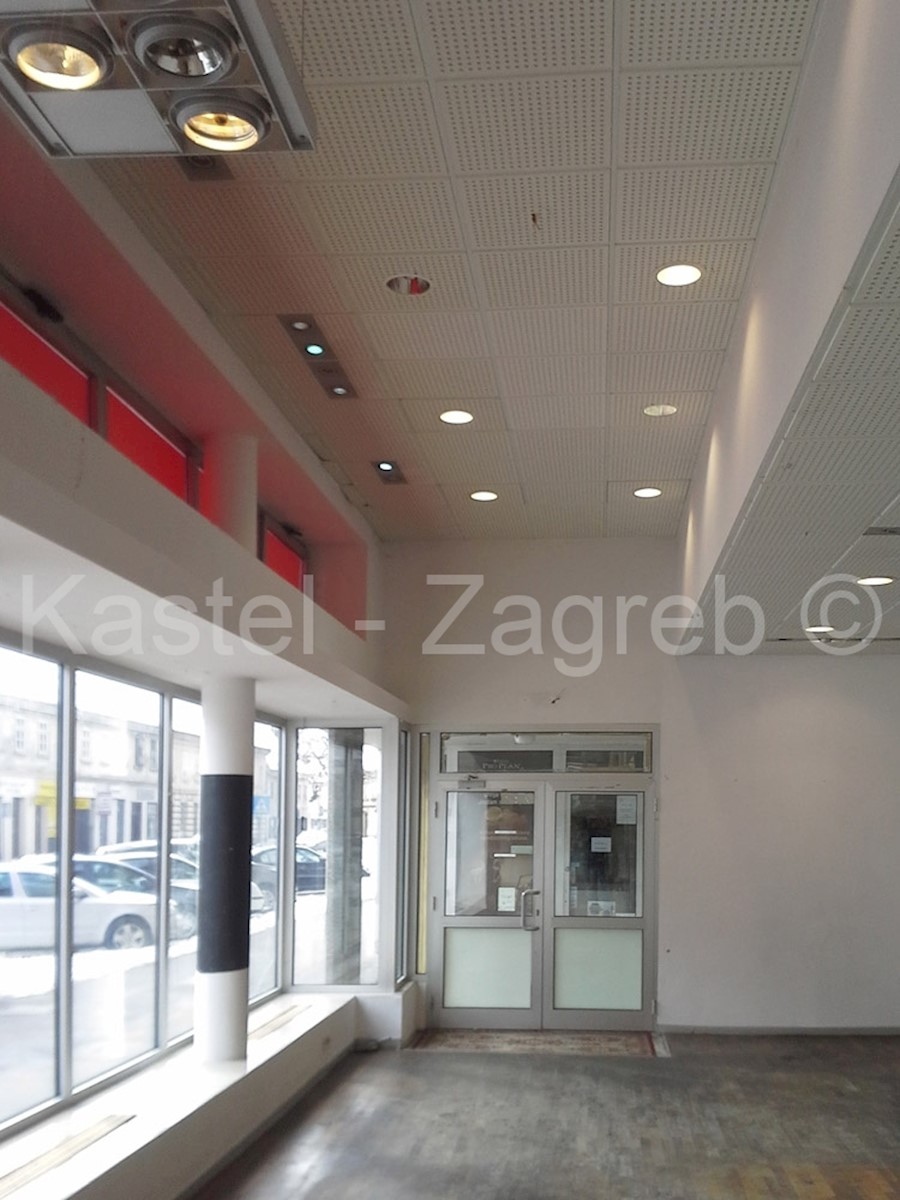 Business premises For rent - KARLOVAČKA KARLOVAC