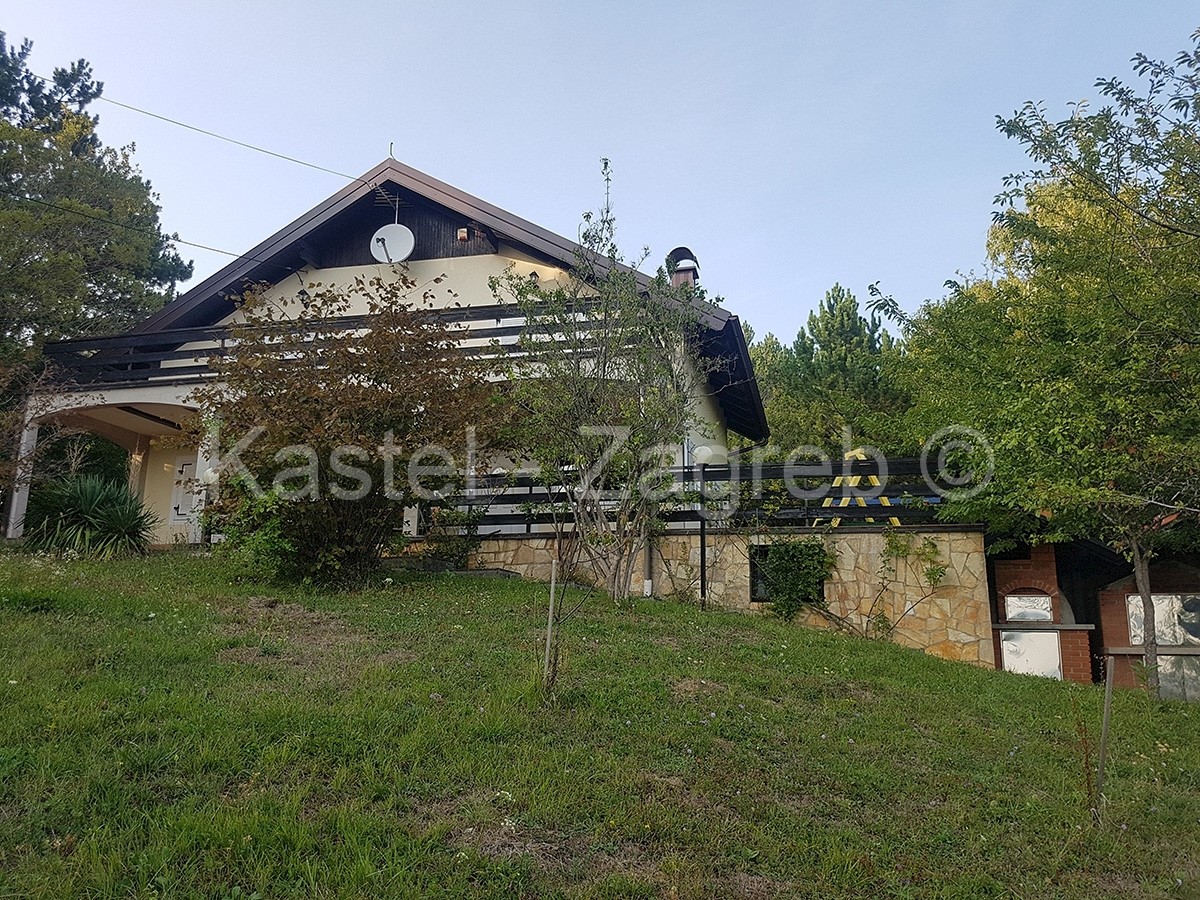 House For sale - ZAGREBAČKA JASTREBARSKO