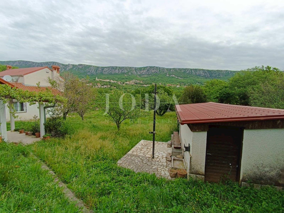 Dom Na predaj - PRIMORSKO-GORANSKA VINODOLSKA OPĆINA