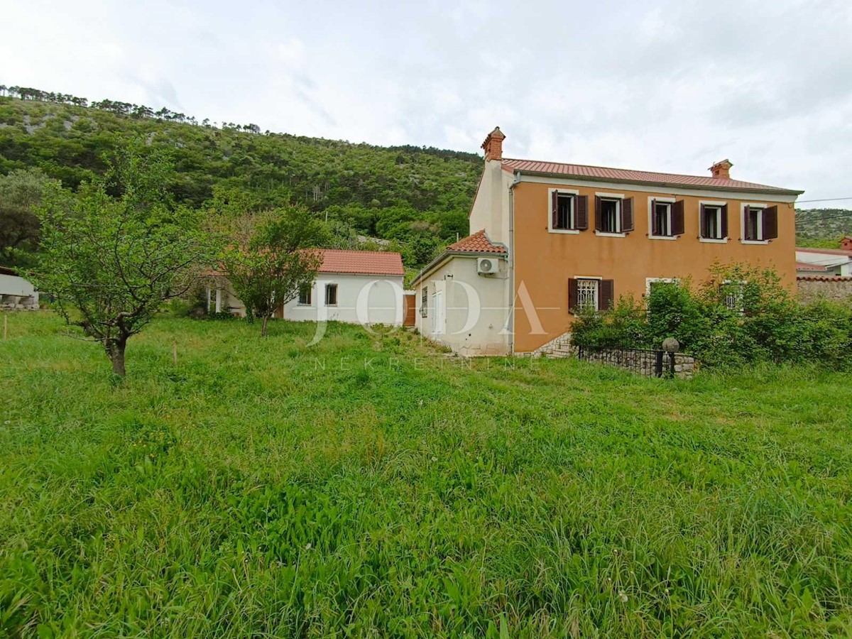 Dom Na predaj - PRIMORSKO-GORANSKA VINODOLSKA OPĆINA