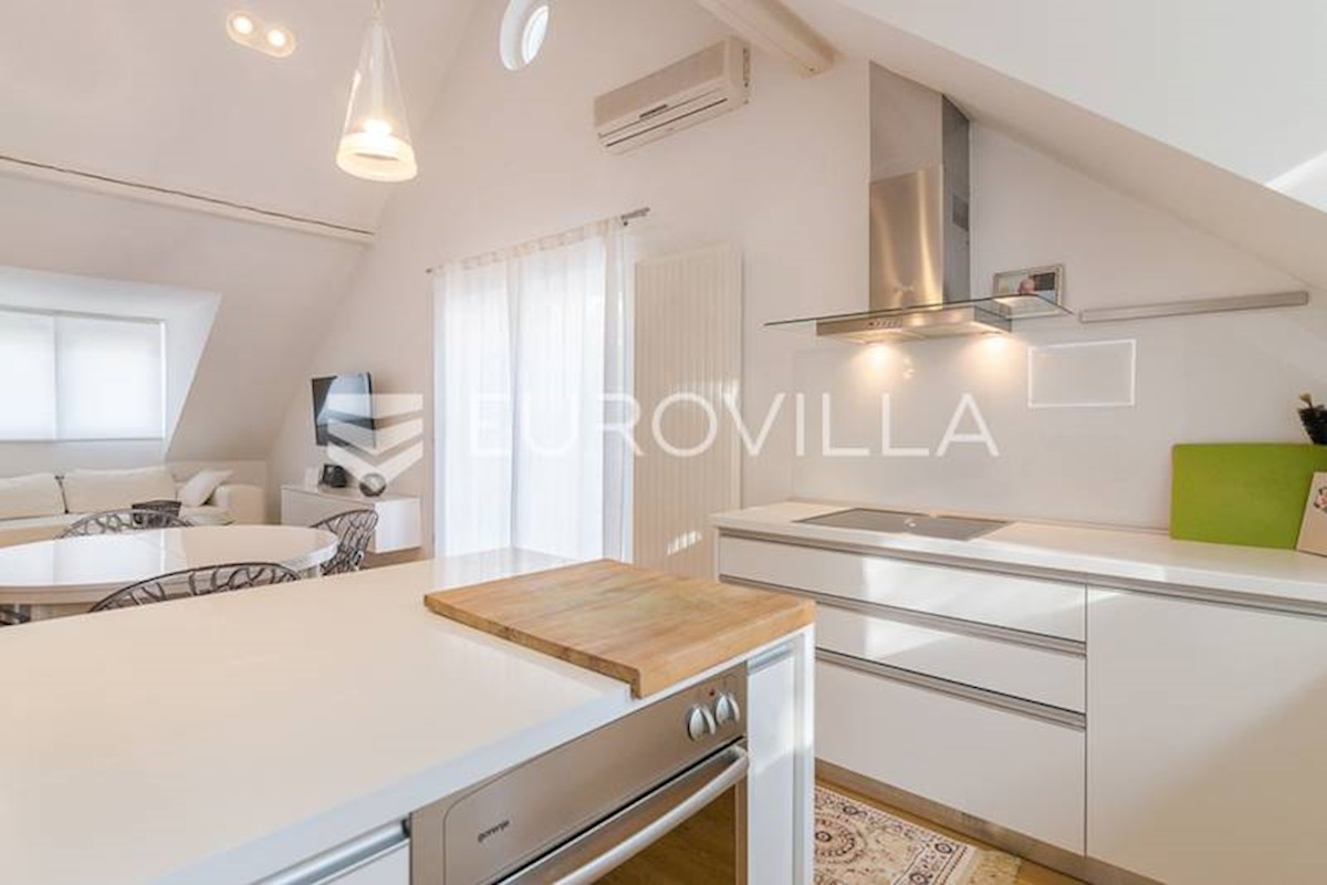 Appartement À louer - GRAD ZAGREB ZAGREB