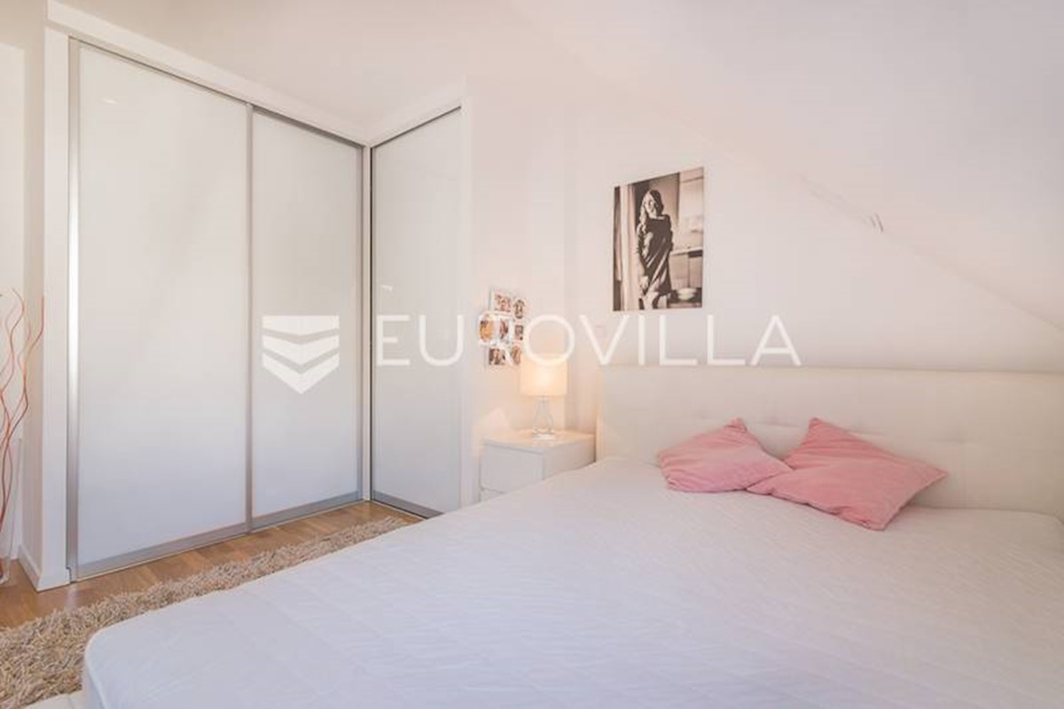 Appartement À louer - GRAD ZAGREB ZAGREB