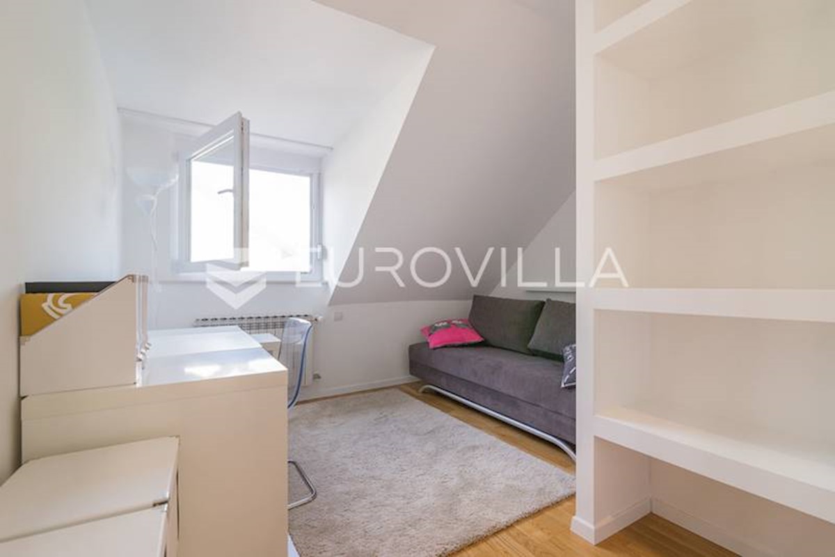 Appartement À louer - GRAD ZAGREB ZAGREB