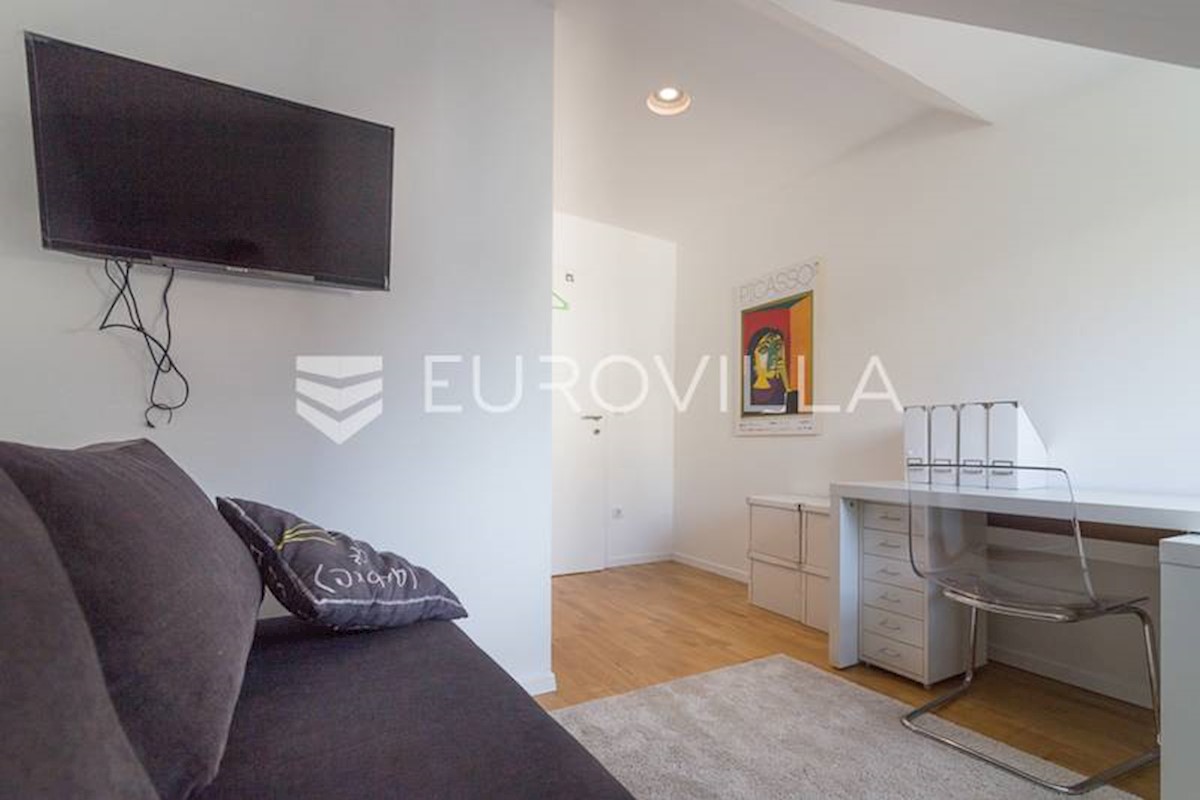 Appartement À louer - GRAD ZAGREB ZAGREB